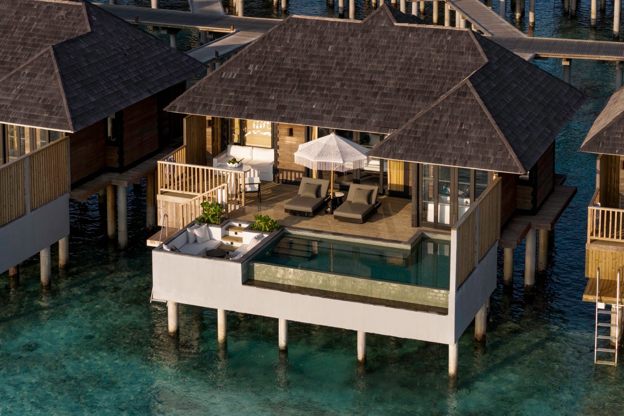 Horizon Water Villa with Pool