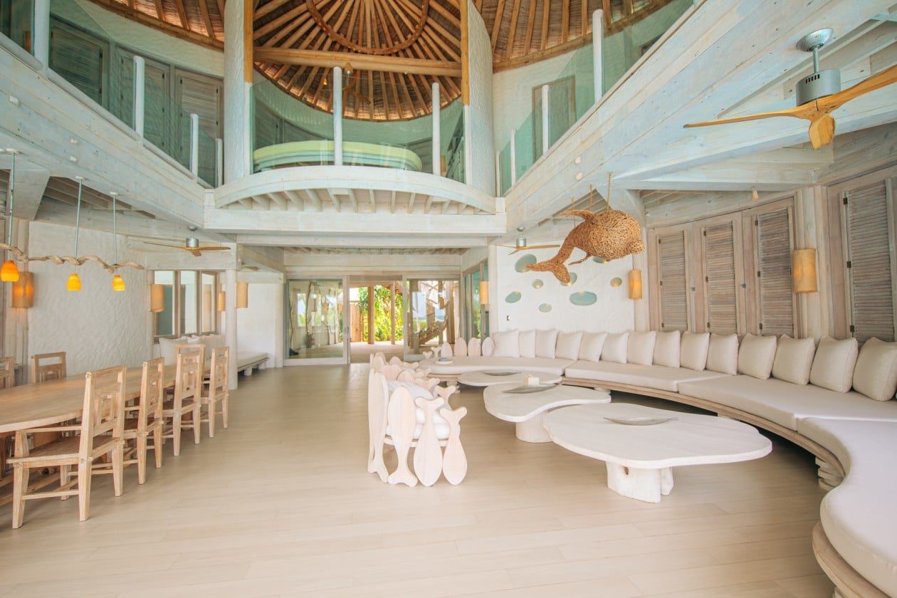 4 Bedroom Island Reserve with Slide