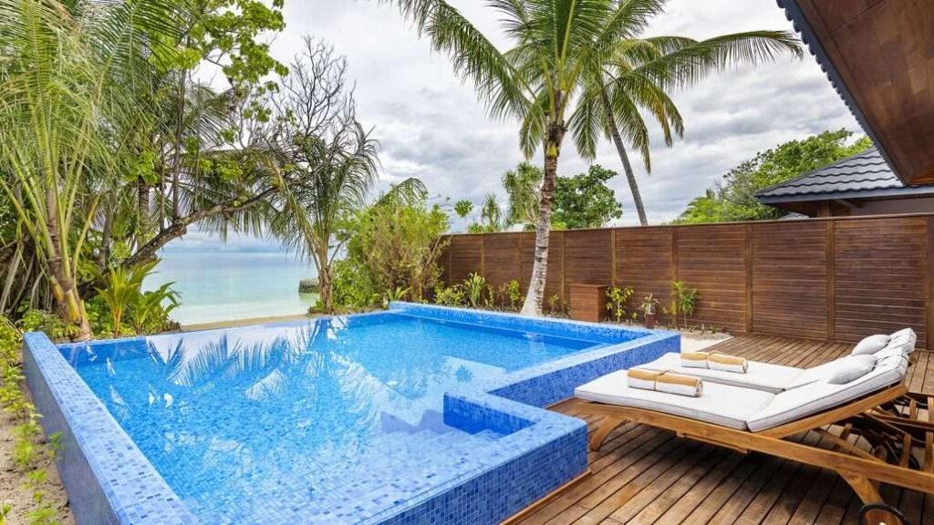 Beach Residence with Pool