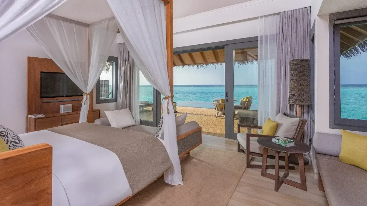 Overwater Deluxe Pool Villa