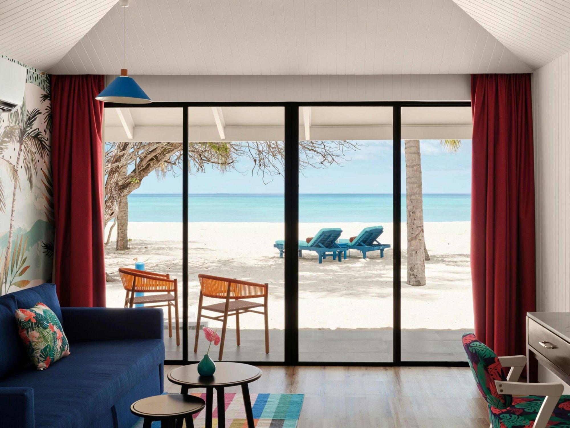 Lagoon Beach Villa
